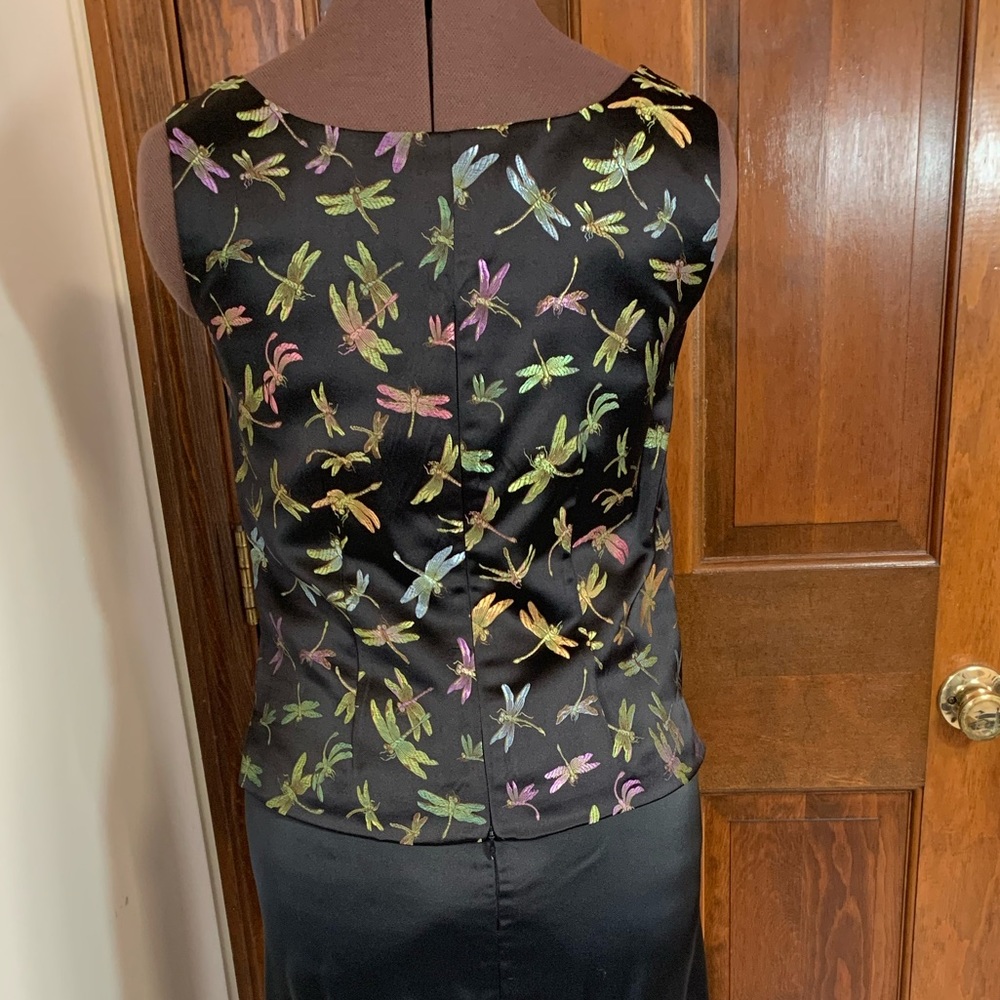 Iridescent Silk Sleeveless Dragonfly Blouse - Picture 4 of 11